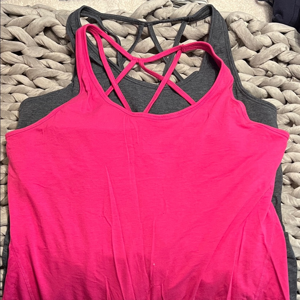 Women's GapFit Strappy Back Tank Top Bundle